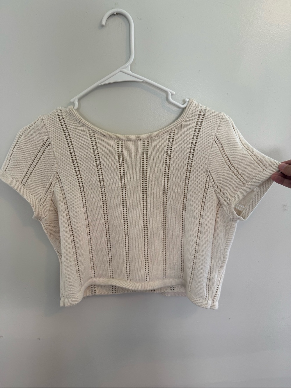 La Hearts Cream Open-Weave Crop Top